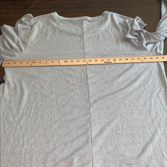 🎅 AS U WISH Silver Ruffle Shoulder Tunic NWT 3X - Picture 12 of 12